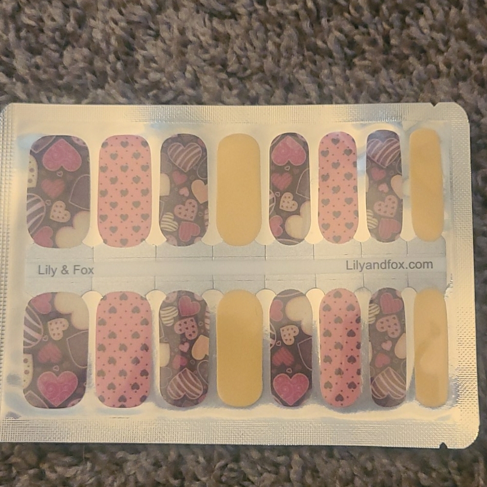 Nail 💅 Wraps - Picture 1 of 1